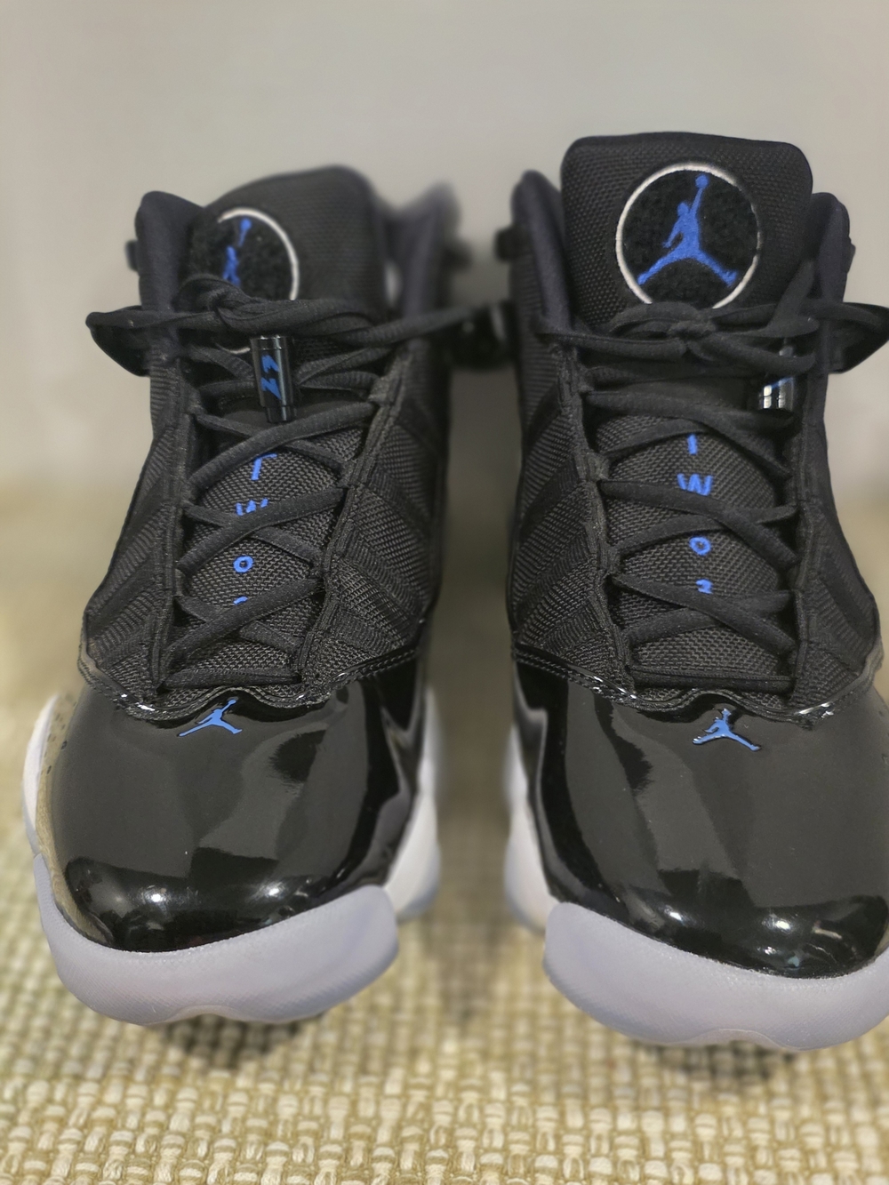 Air Jordan 6 Rings Black and True Blue Sneakers
